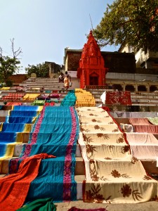 Saris auf den Ghats